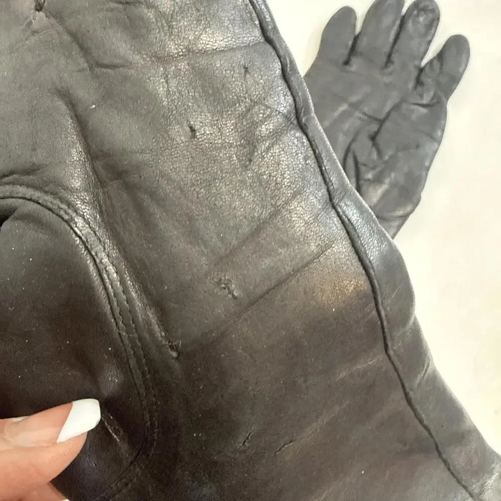Macy’s Italian Black Vintage Leather Gloves Rabbit-Lined Gloves Women's Size 6.5